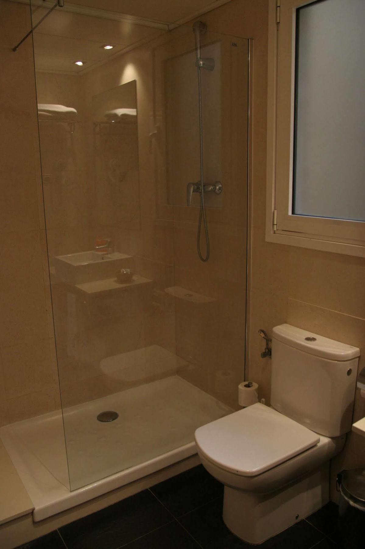 Apartaments Arago565 Barcelona Bagian luar foto